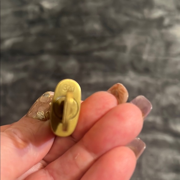 Louis Vuitton Gold Key Holder - Picture 4 of 4